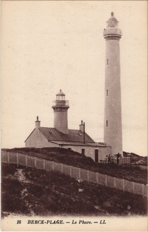 Carte postale ancienne Berck-Plage Le Phare