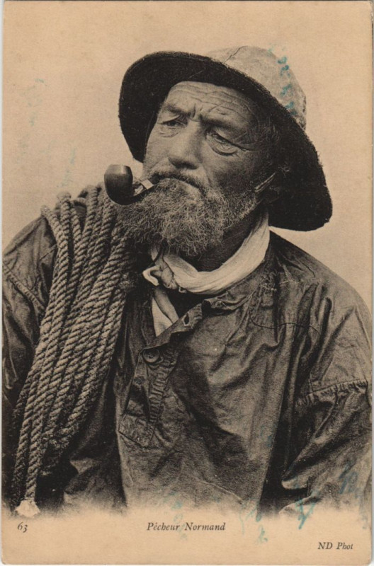 Carte postale ancienne Pecheur Normand