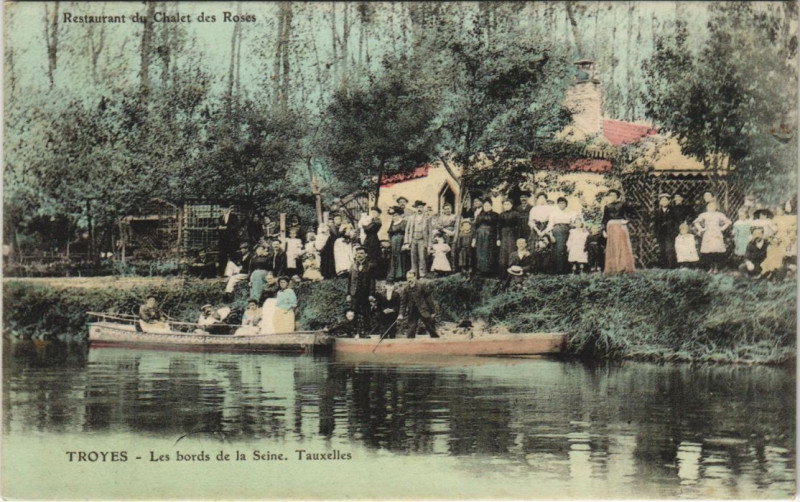 Carte postale ancienne Troyes Bords de la Seine Tauxelles à Troyes
