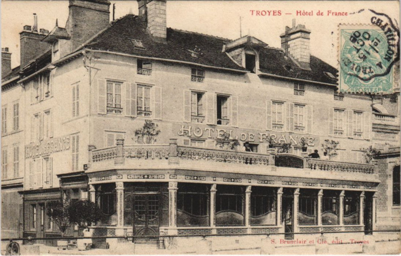 Carte postale ancienne Troyes Hotel de France à Troyes