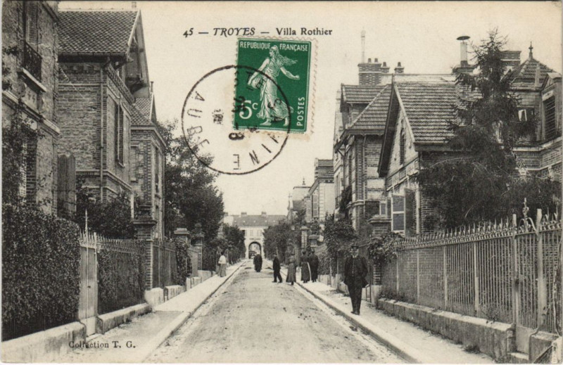 Carte postale ancienne Troyes Villa Rothier à Troyes