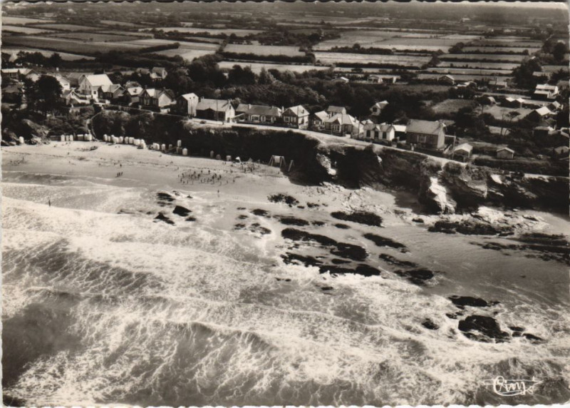 Carte postale ancienne Saint-Michel-Chef Vue aerienne à Vue