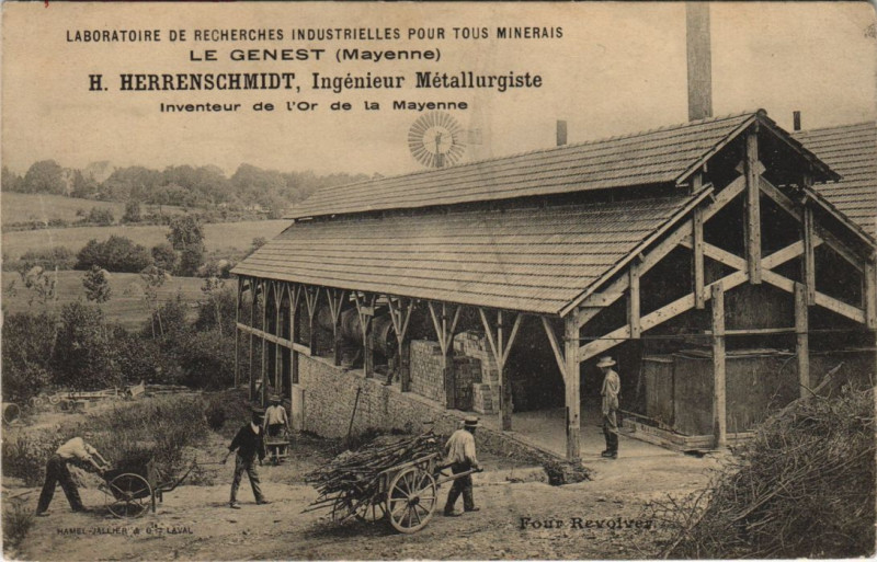Carte postale ancienne Four revoiver