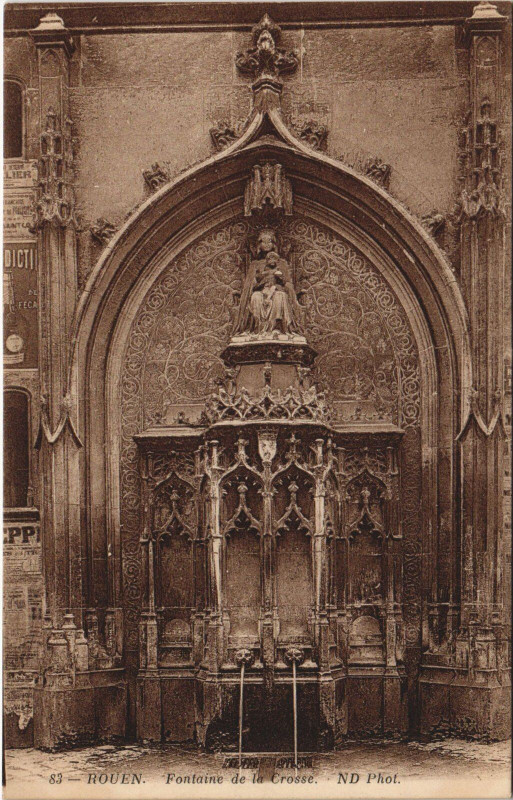 Carte postale ancienne Rouen - Fontaine de la crosse à Rouen