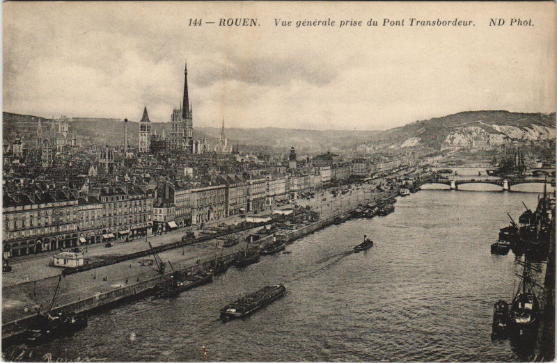 Carte postale ancienne Rouen - Statue de napoleon à Rouen