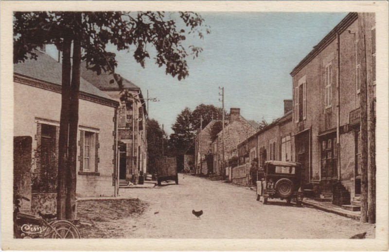 Carte postale ancienne Nouzerines Route de Bussiere-Saint-Geroges France à Nouzerines