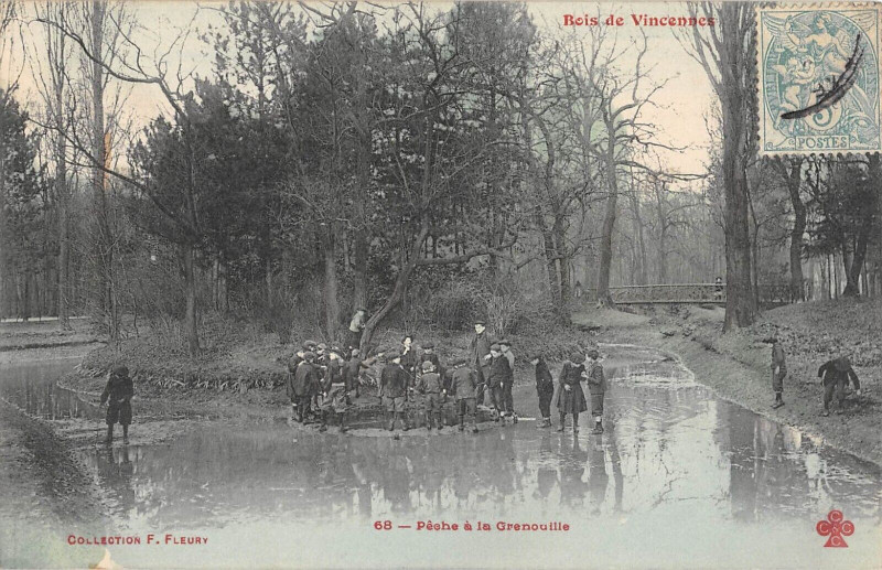 Carte postale ancienne Bois De Vincennes Peche A La Grenouille à Vincennes