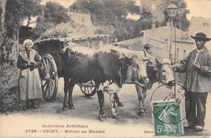 Carte postale ancienne Vichy Retour Du Marche  - Agriculture à Vichy