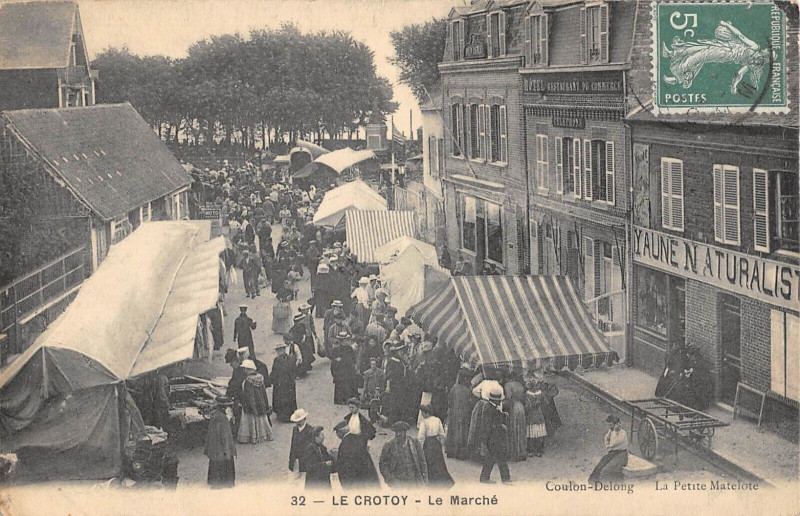 Carte postale ancienne Crotoy Le Marche à Y