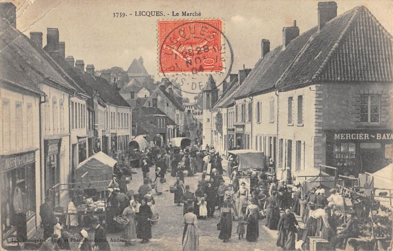 Carte postale ancienne Licques Le Marche à Licques