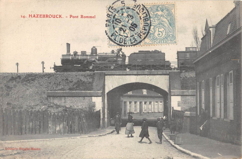 Carte postale ancienne Hazebrouck Pont Rommel / Train à Hazebrouck