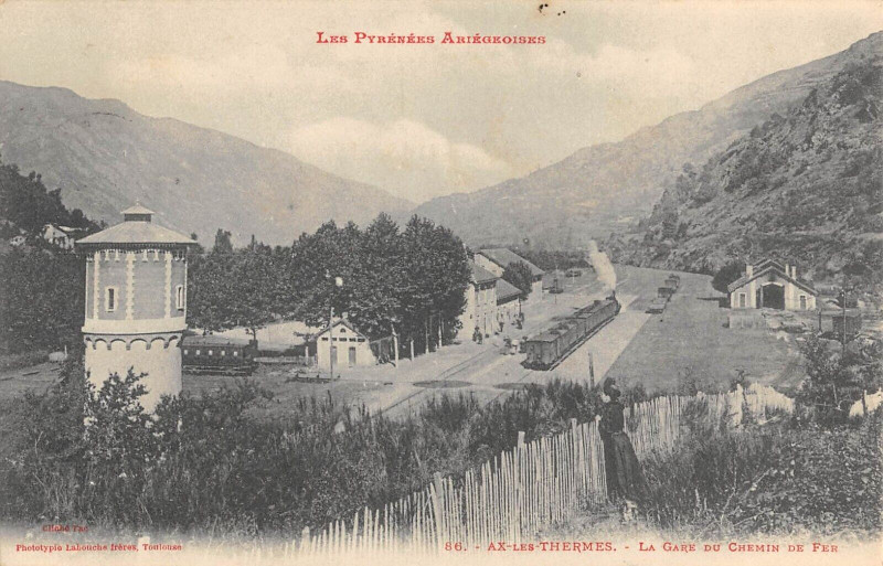 Carte postale ancienne Ax Les Thermes La Gare Du Chemin De Fer (Train à Ax-les-Thermes