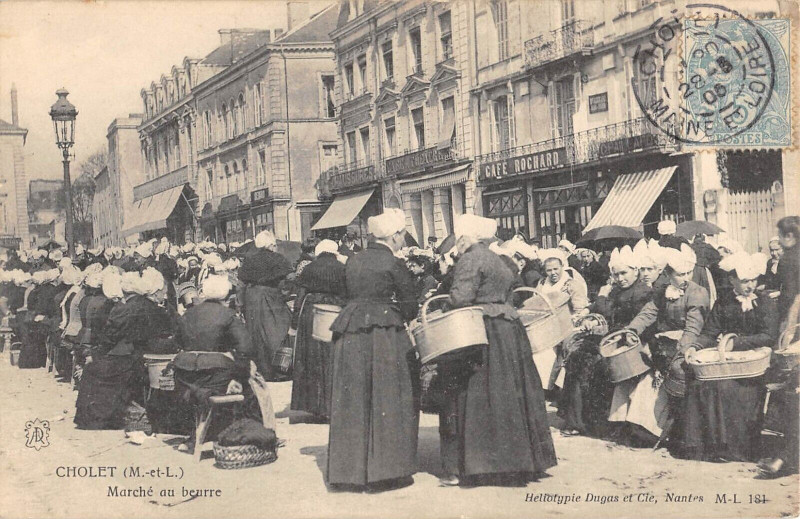 Carte postale ancienne Cholet Marche Au Beurre à Cholet