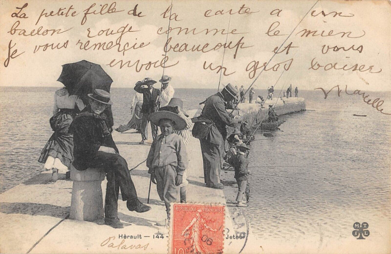 Carte postale ancienne Palavas La Jetee Peche A La Ligne