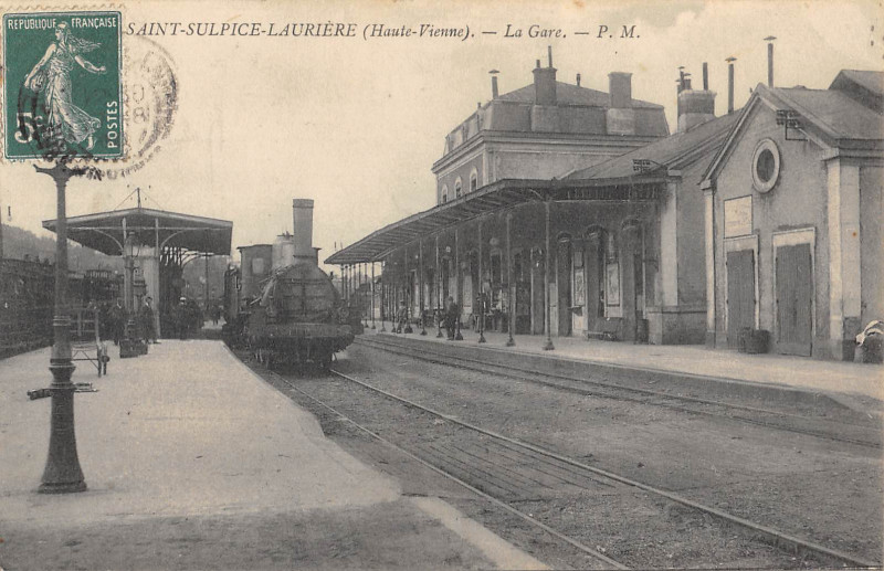 Carte postale ancienne Saint Sulpice Lauriere La Gare (Train