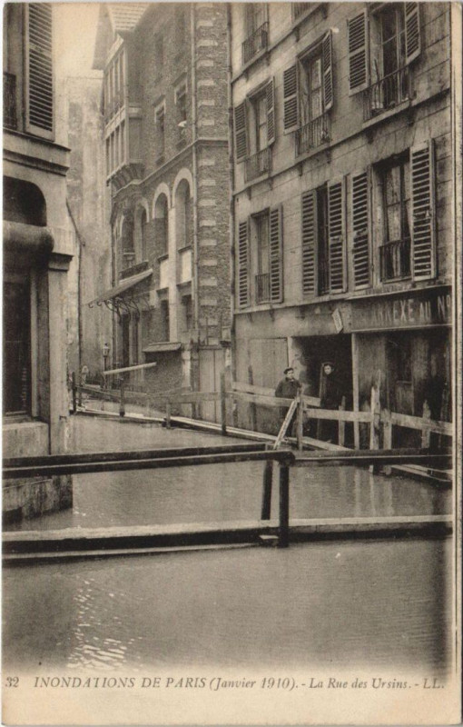Carte postale ancienne Inondation 1900 Paris Rue des ursins France