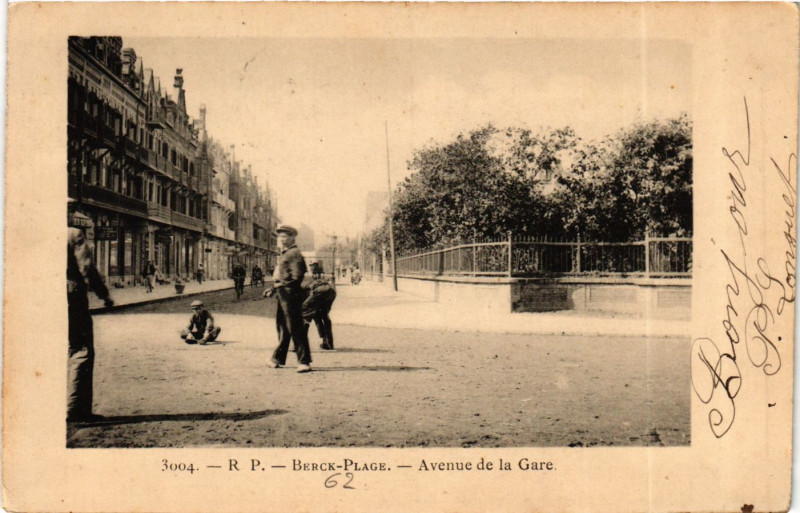 Carte postale ancienne Berck Plage Avenue de la Gare à Berck