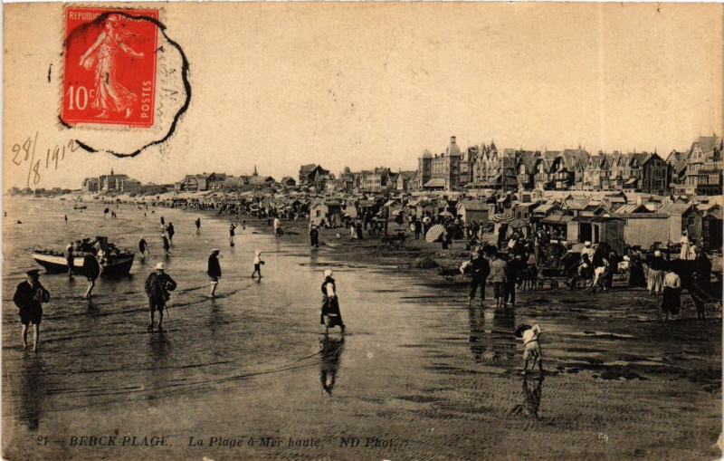 Carte postale ancienne Berck Plage La Plage a Mer haute à Berck