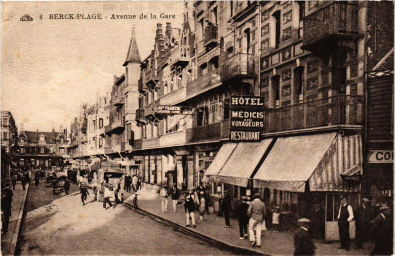 Carte postale ancienne Berck Plage Avenue de la Gare à Berck