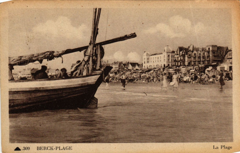 Carte postale ancienne Berck Plage La Plage à Berck