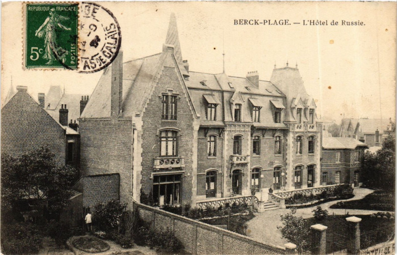 Carte postale ancienne Berck Plage Hotel de Russie à Berck