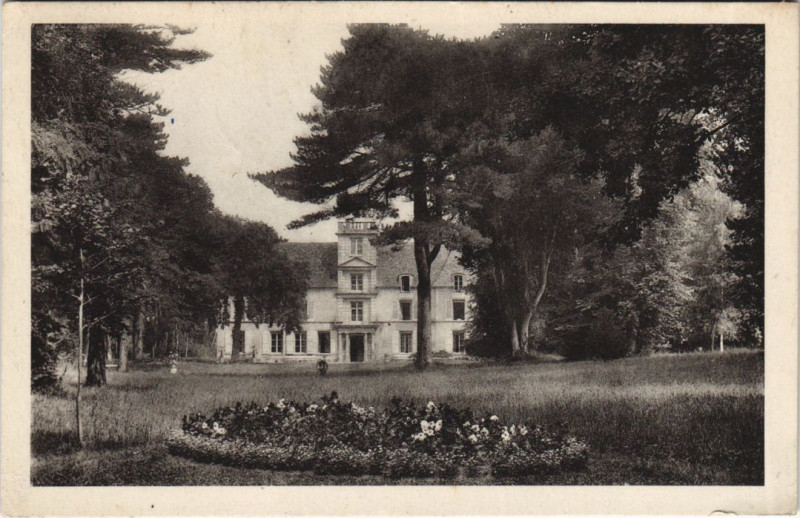 Carte postale ancienne Bernieres-sur-Mer Le Chateau