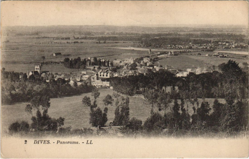 Carte postale ancienne Dives-sur-Mer Panorama à Dives-sur-Mer