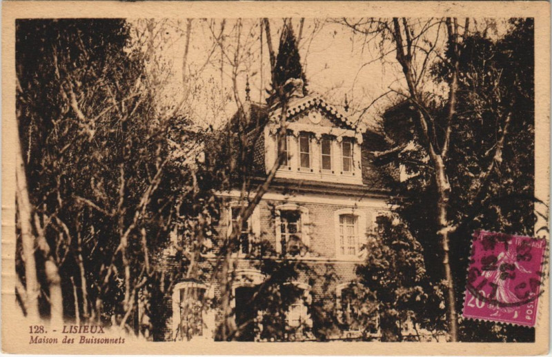 Carte postale ancienne Lisieux Maison des Buissonnets à Lisieux