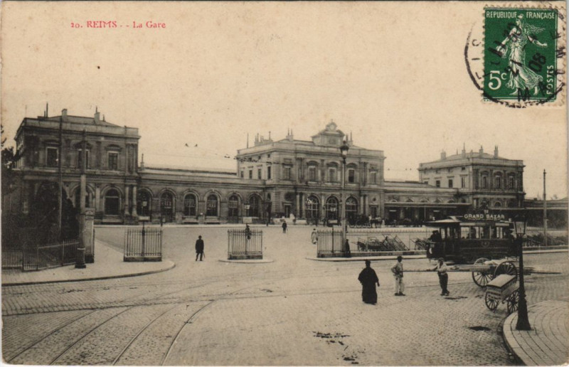 Carte postale ancienne Reims la Gare à Reims