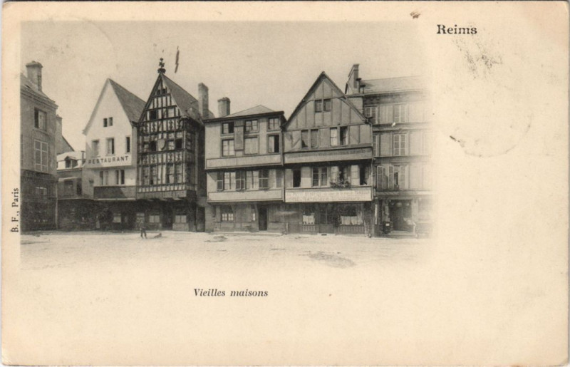 Carte postale ancienne Reims Vieilles maisons à Reims