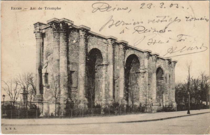 Carte postale ancienne Reims Arc de Triomphe à Reims