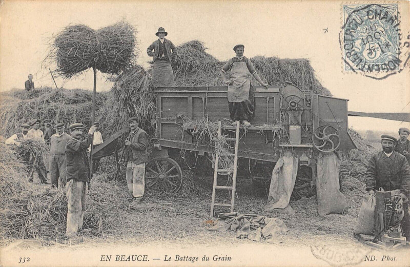 Carte postale ancienne En Beauce Le Battage Du Grain - Agriculture