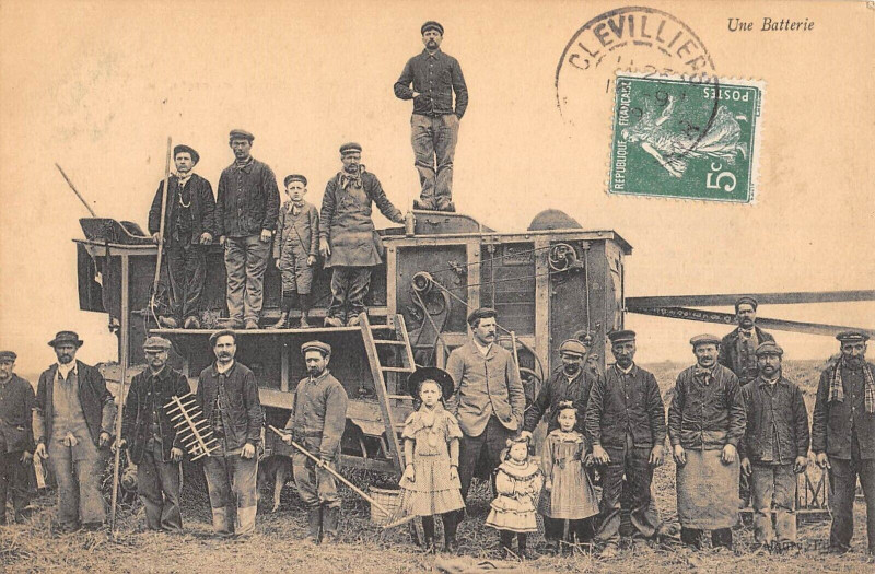 Carte postale ancienne Une Batterie - Agriculture