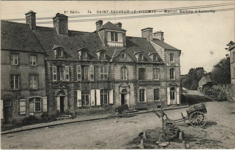 Carte postale ancienne Saint-Sauveur-le-Vicomte Maison Barhey d'Aucevilly