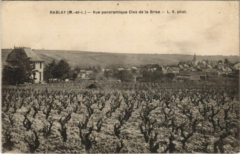 Carte postale ancienne Rablay Vue panoramique Clos de la Brise
