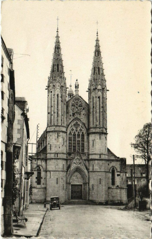 Carte postale ancienne Saint-James L'Eglise