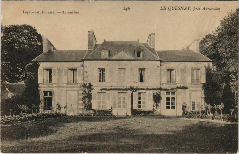 Carte postale ancienne Leprovost libraire Avranches Le Quesnay pres Avranches à Avranches