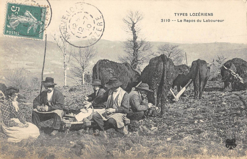 Carte postale ancienne Types Lozeriens Le Repos Du Laboureur - Agriculture