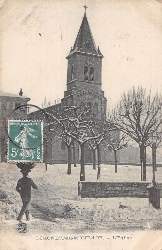 Carte postale ancienne Limonest Au Mont D'Or Eglise à Limonest