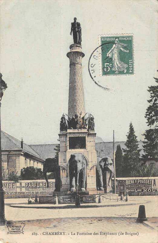 Carte postale ancienne Chambery La Fontaine Des Elephants