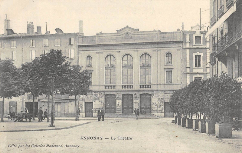 Carte postale ancienne Annonay Theatre à Annonay