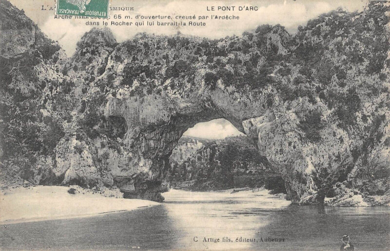 Carte postale ancienne Ardeche Le Pont D'Arc