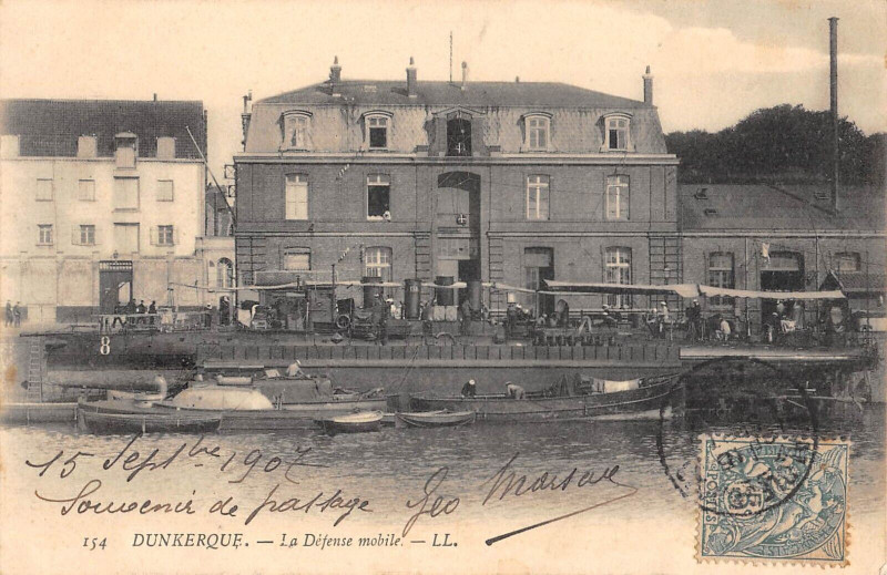 Carte postale ancienne Dunkerque La Defense Mobile à Dunkerque