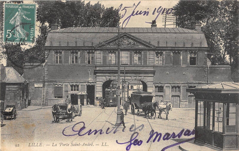 Carte postale ancienne Lille La Porte Saint Andre / Attelage / Tramway à Lille