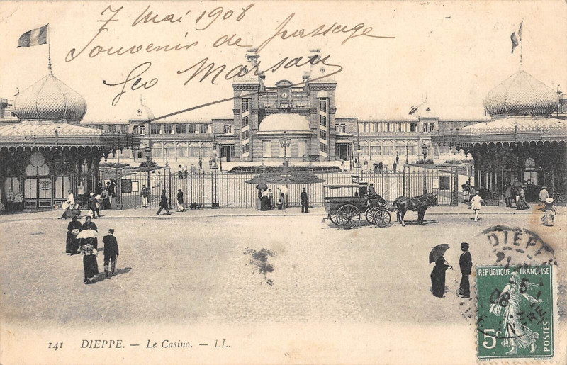 Carte postale ancienne Dieppe Le Casino à Dieppe