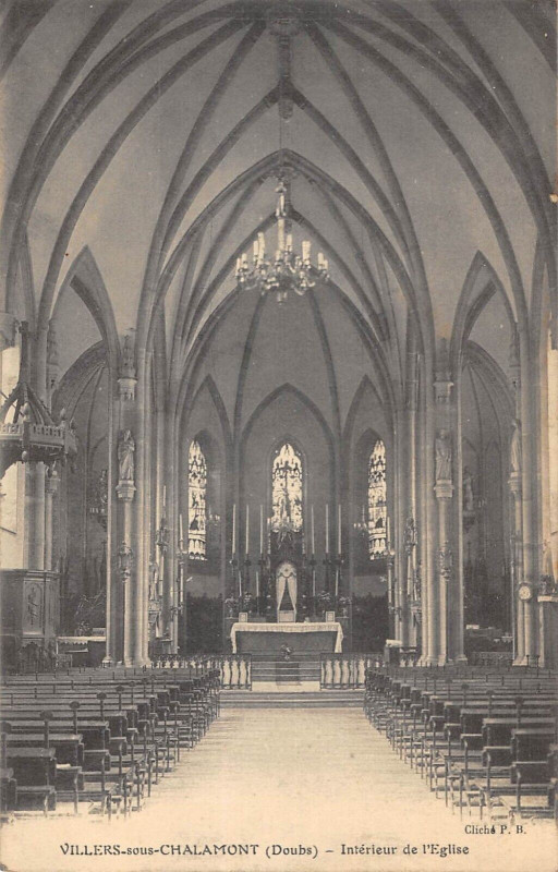 Carte postale ancienne Villers Sous Chalamont Interieur De L'Eglise à Villers-sous-Chalamont