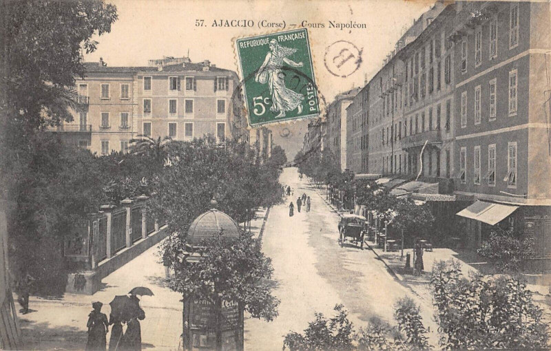 Carte postale ancienne 20 Ajaccio Cours Napoleon à Ajaccio
