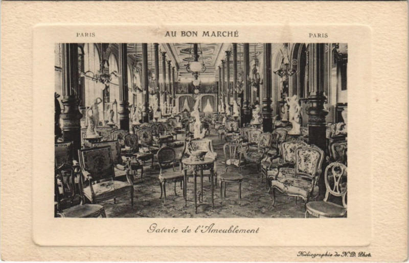 Carte postale ancienne Paris Au Bon Marhce Galerie de l'Ameublement à Paris 7e
