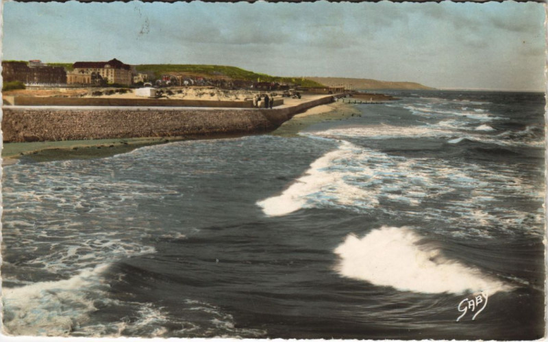Carte postale ancienne Deauville La Plage a Maree Haute à Deauville