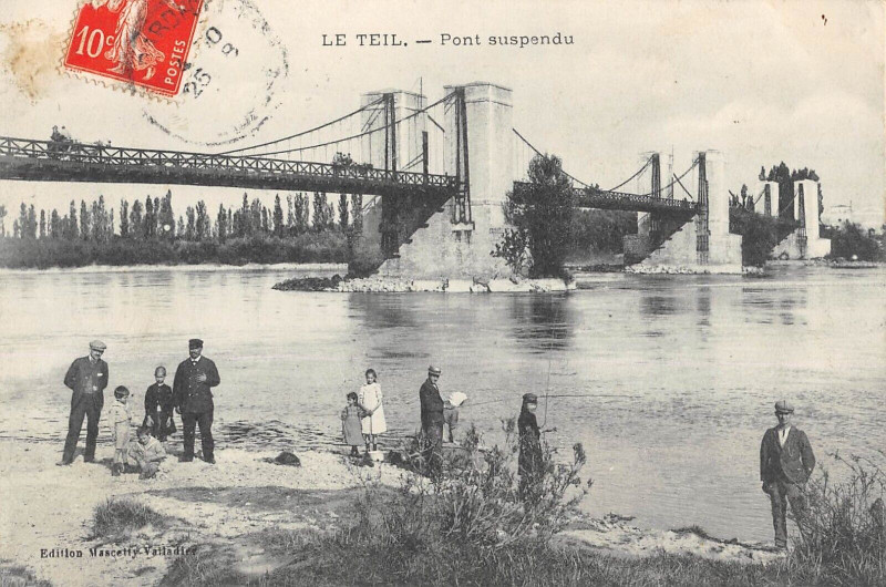 Carte postale ancienne Le Teil Le Pont Suspendu - Peche A La Ligne au Teil